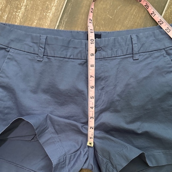 GAP Women's Slate Blue Shorts - Picture 4 of 8